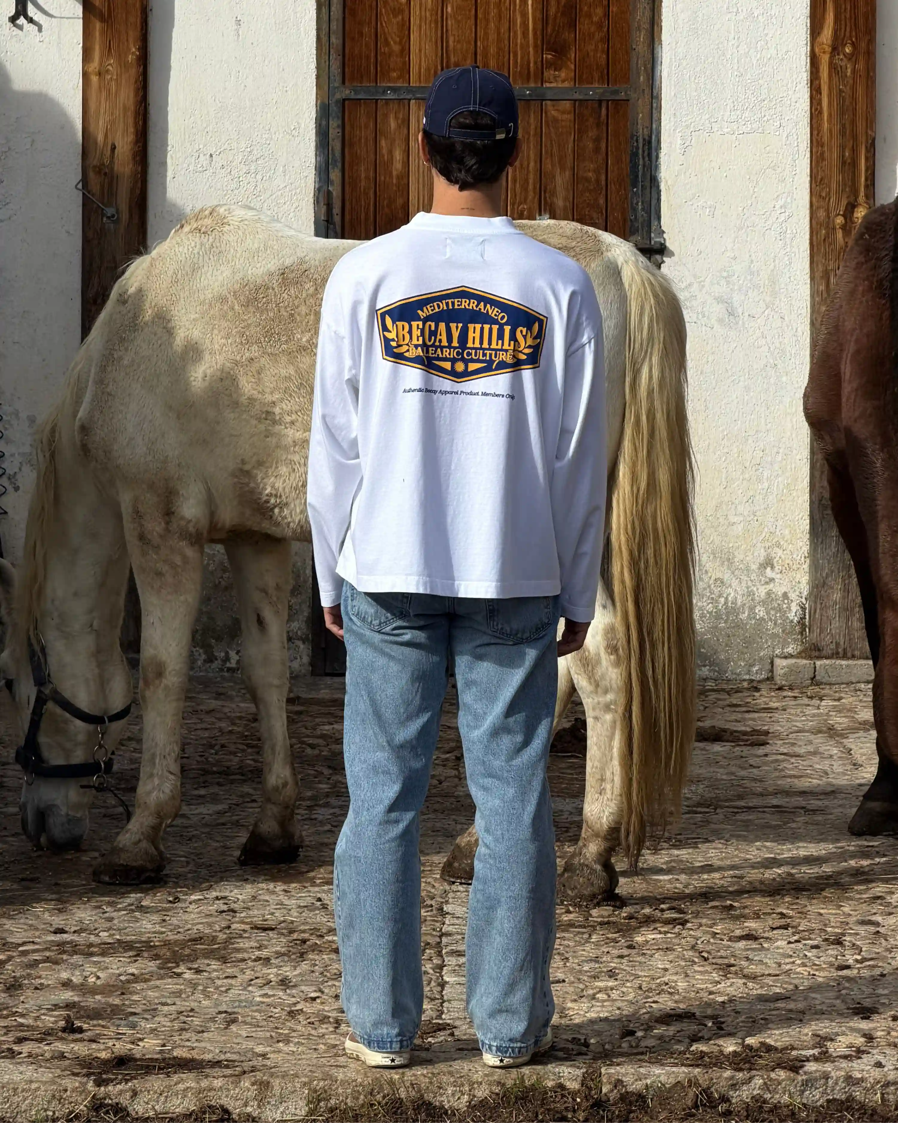 Heritage Longsleeve W&B - Image 4