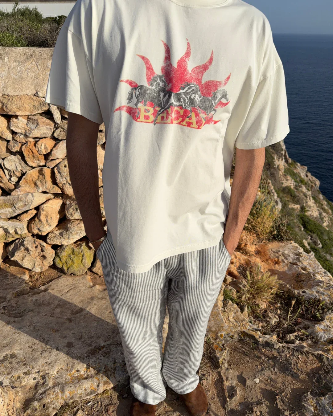 Horses T-Shirt Cream - Image 7