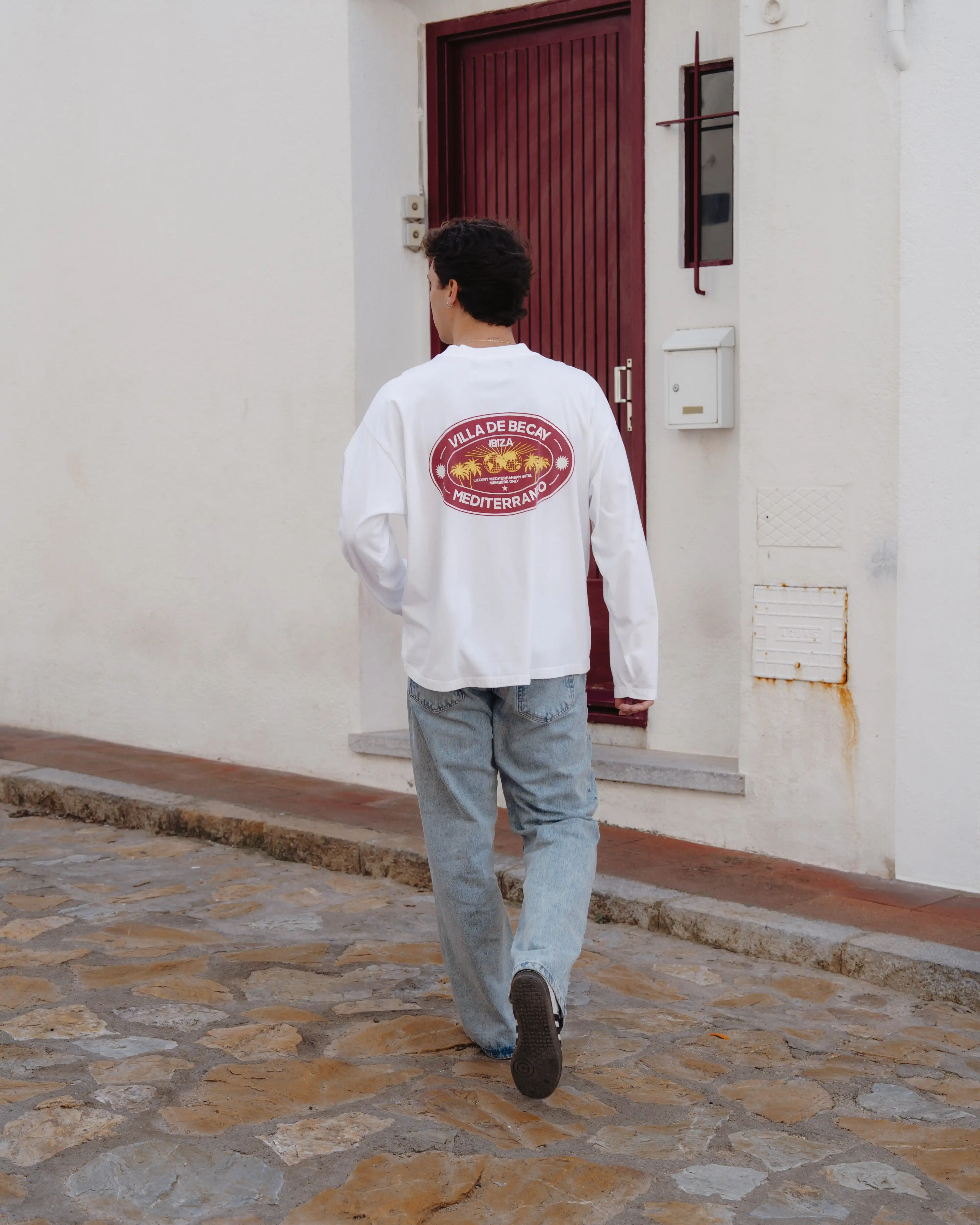Hotel Longsleeve White & Red - Image 6