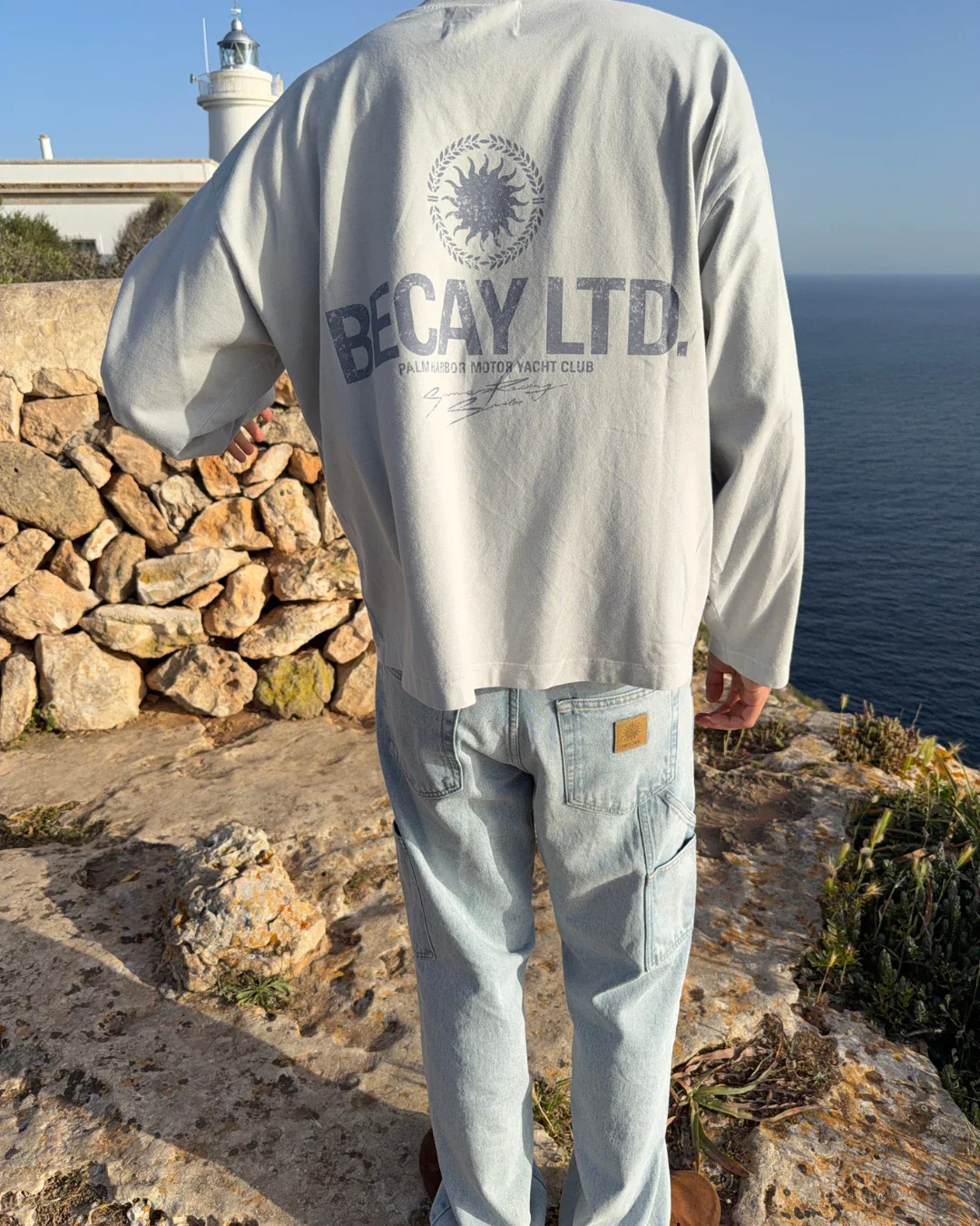 Insignia Longsleeve Grey - Image 5