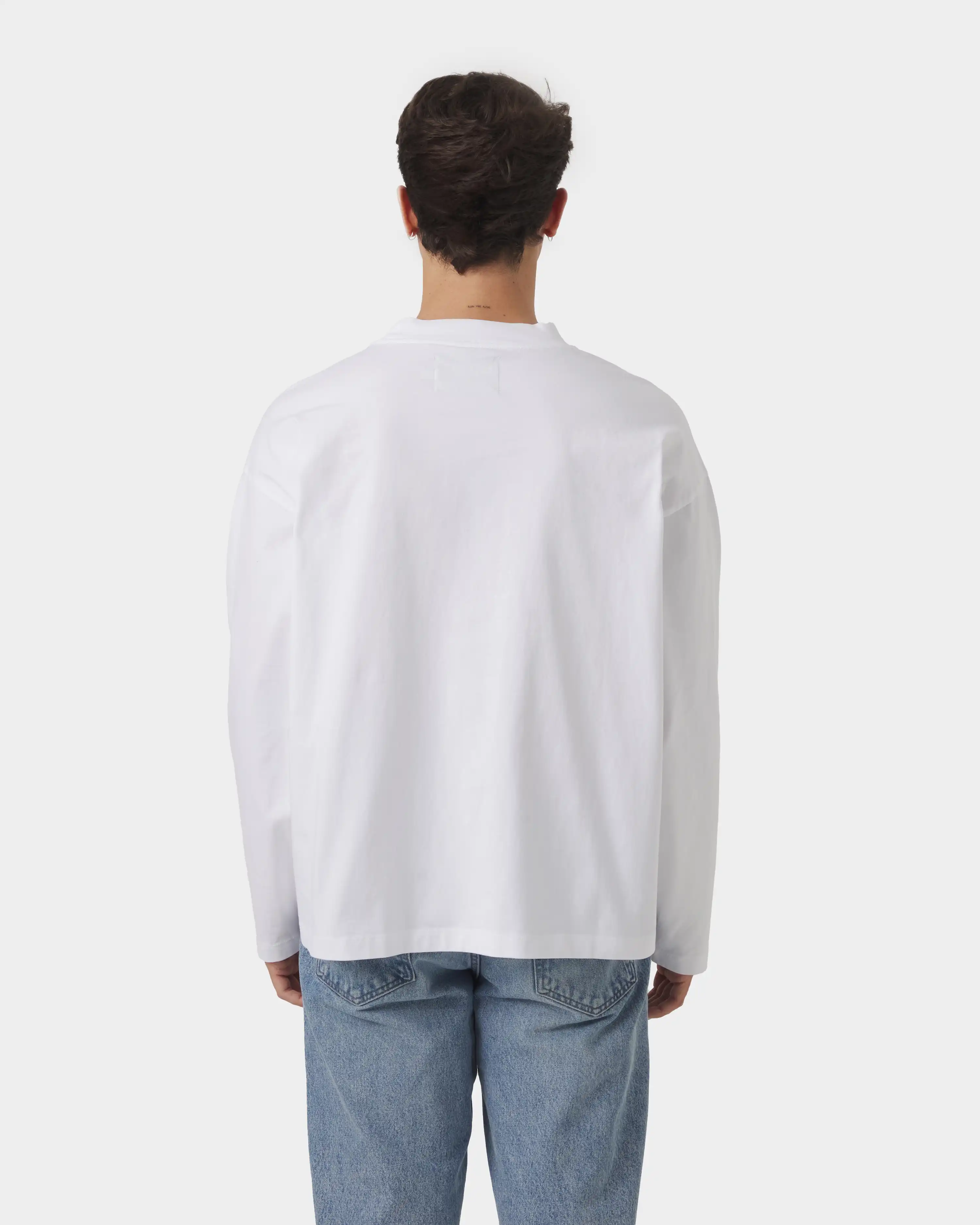 Location Longsleeve White - Image 5